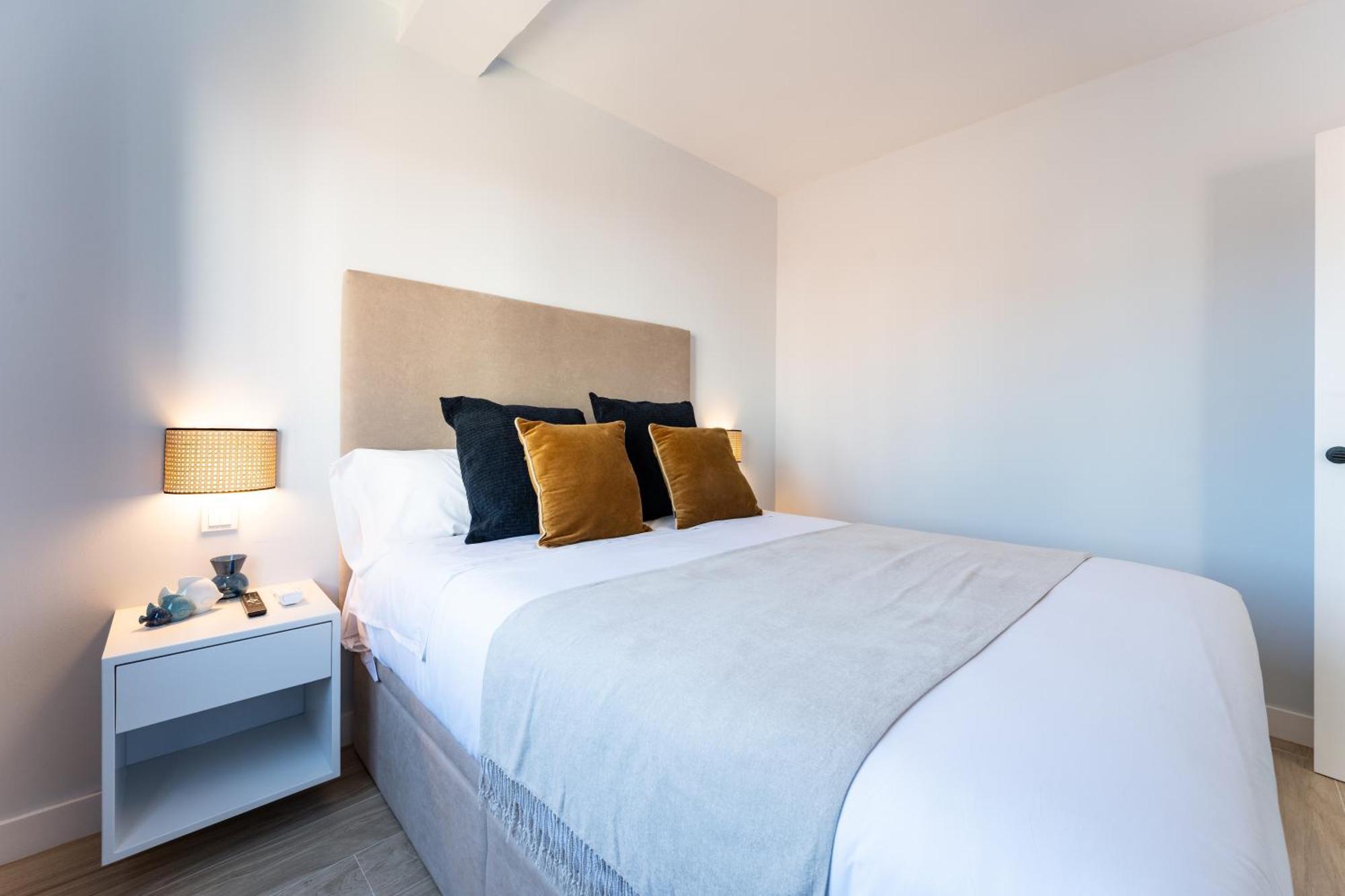 Bazan City Center Apartment Малага Екстериор снимка