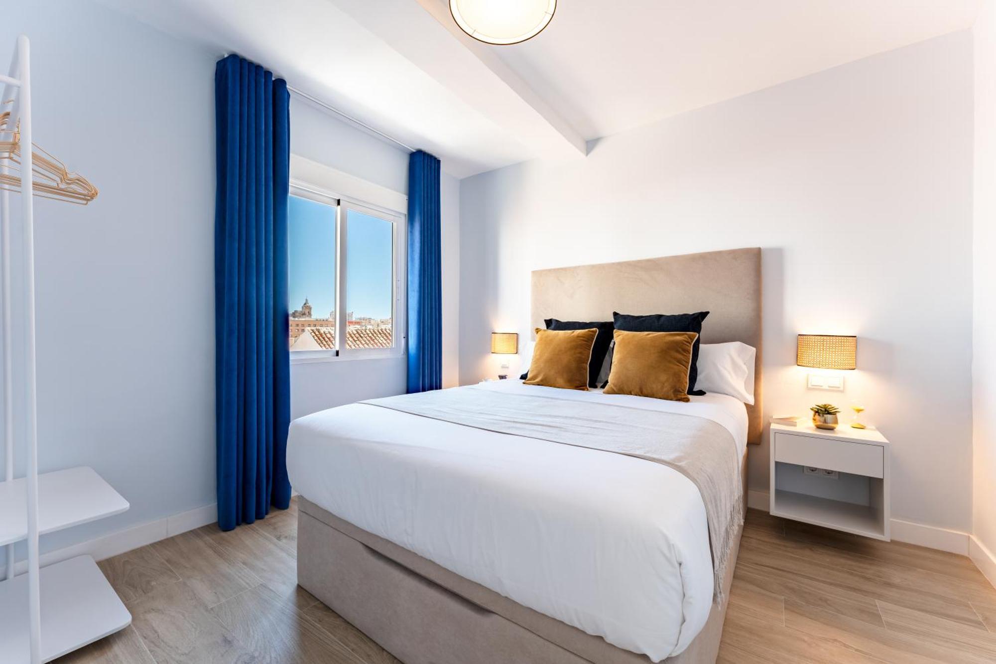 Bazan City Center Apartment Малага Екстериор снимка